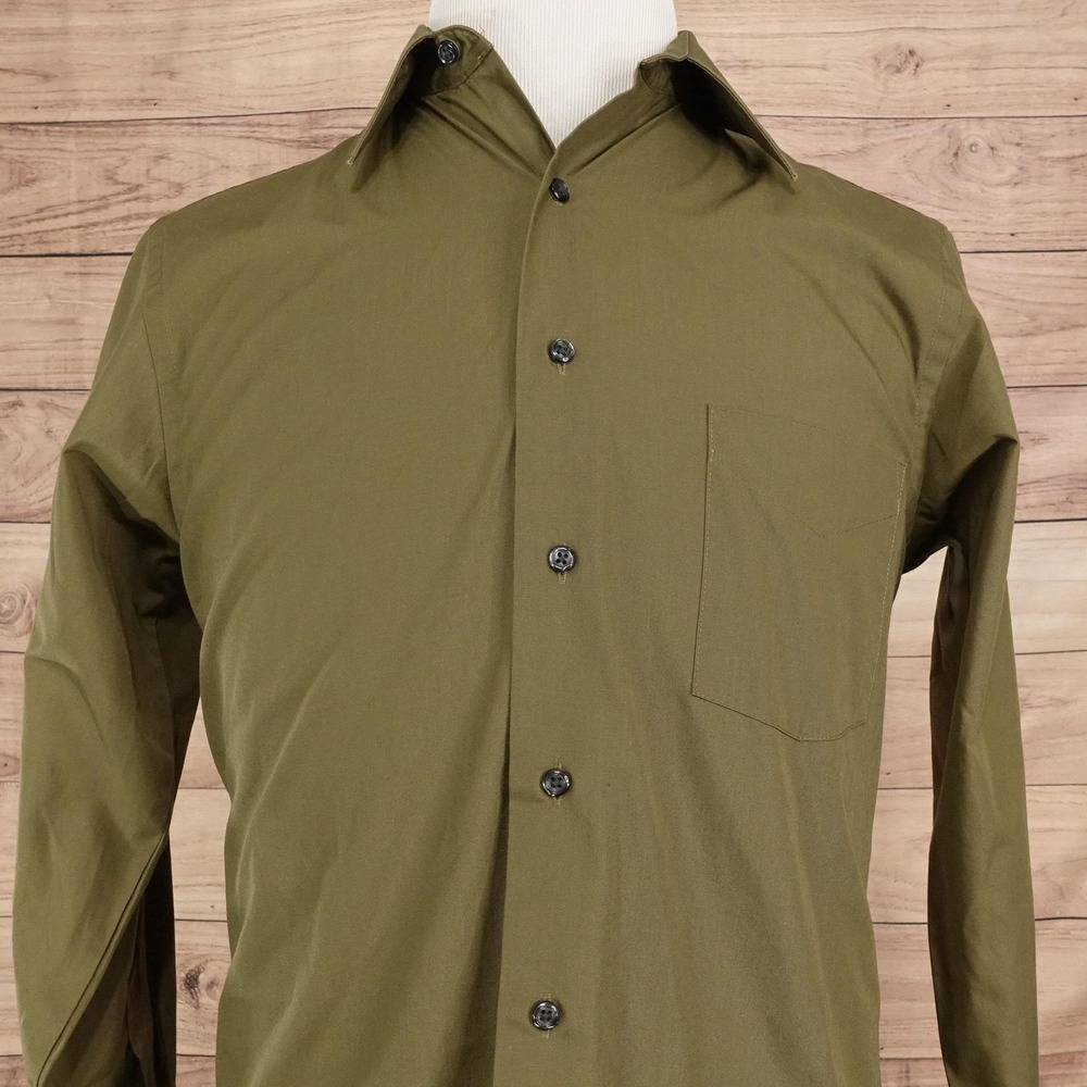 Van Heusen Dress Shirt Mens M 15 32/33 Regular Fit Green Long Sleeve Poplin